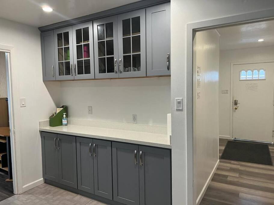 Affordable Private Rooms With Shared Bath Kitchen Near Sfo Daly City Exterior foto